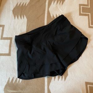 Brand New Calia Scalopped Shorts